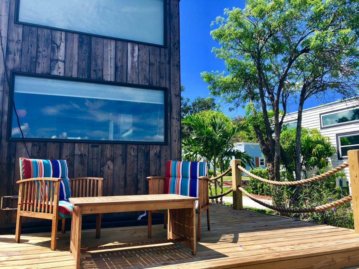 Orlando Lakefront Tiny Homes 6 Plus Month Rentals オーランド エクステリア 写真